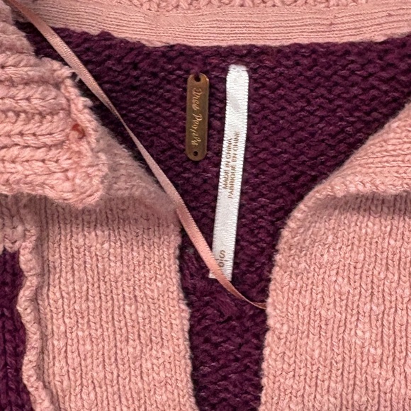 Free People Pembrook Striped Cable-Knit Moody Pink Oversized V-neck Sweater - Picture 4 of 5